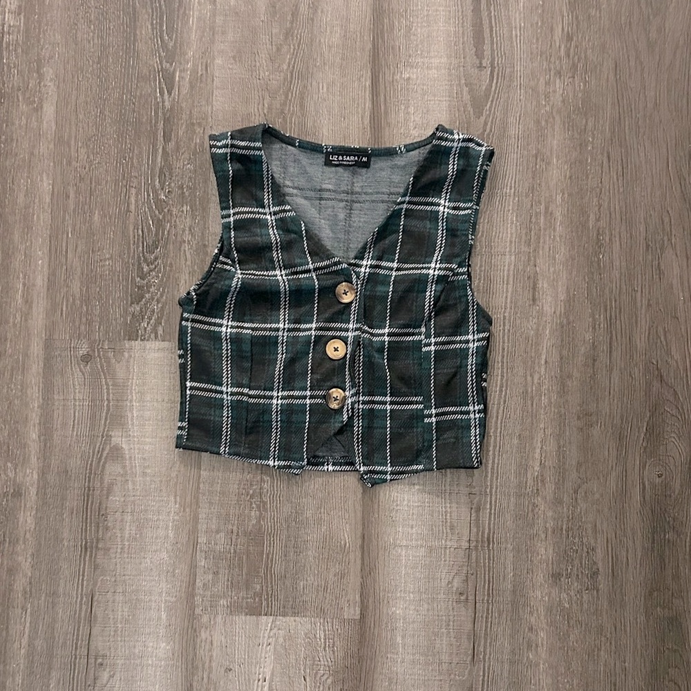 plaid sleeveless vest top